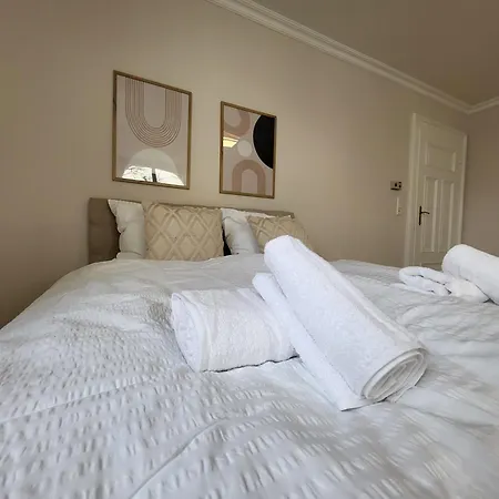 Apartman Sioux Stilvoll Eingerichtete Im Stadtkern I Netflix I Nespresso I Kaufbeuren