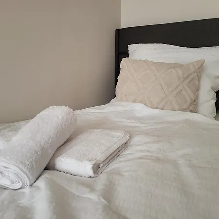 Sioux Stilvoll Eingerichtete Im Stadtkern I Netflix I Nespresso I Apartmán *